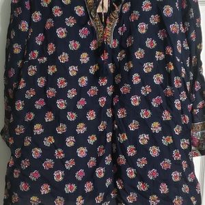 BOHEMIAN BEAUTY....NWT, LOFT PLUS, TUNIC/ BLOUSE, 18, NAVY